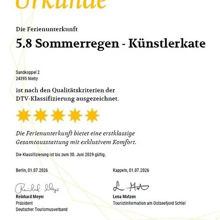Reetdorf Geltinger Birk Kuenstlerkate Sommerregen * Nieby (Nieby, Schleswig-Flensburg)